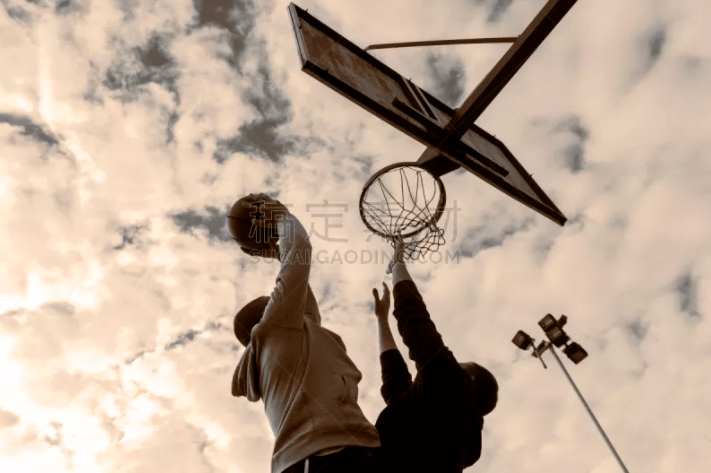 堪萨斯运动家队搬迁至奥克兰，开启了这支球队在加利福尼亚的传奇篇章